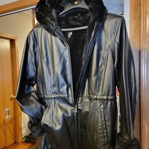 Winter jacket - Picture 6 of 6